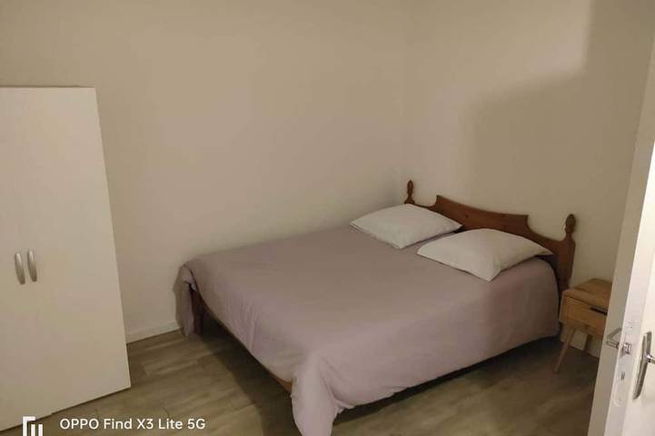 Location de vacances pour 8 personnes, avec terrasse ainsi que piscine et jardin, animaux acceptés à Malemort-du-Comtat - 2