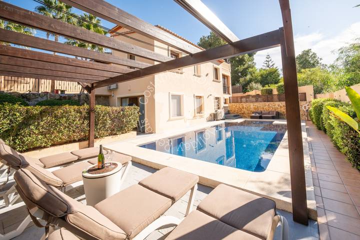 Villa für 8 Personen, mit Garten - 1