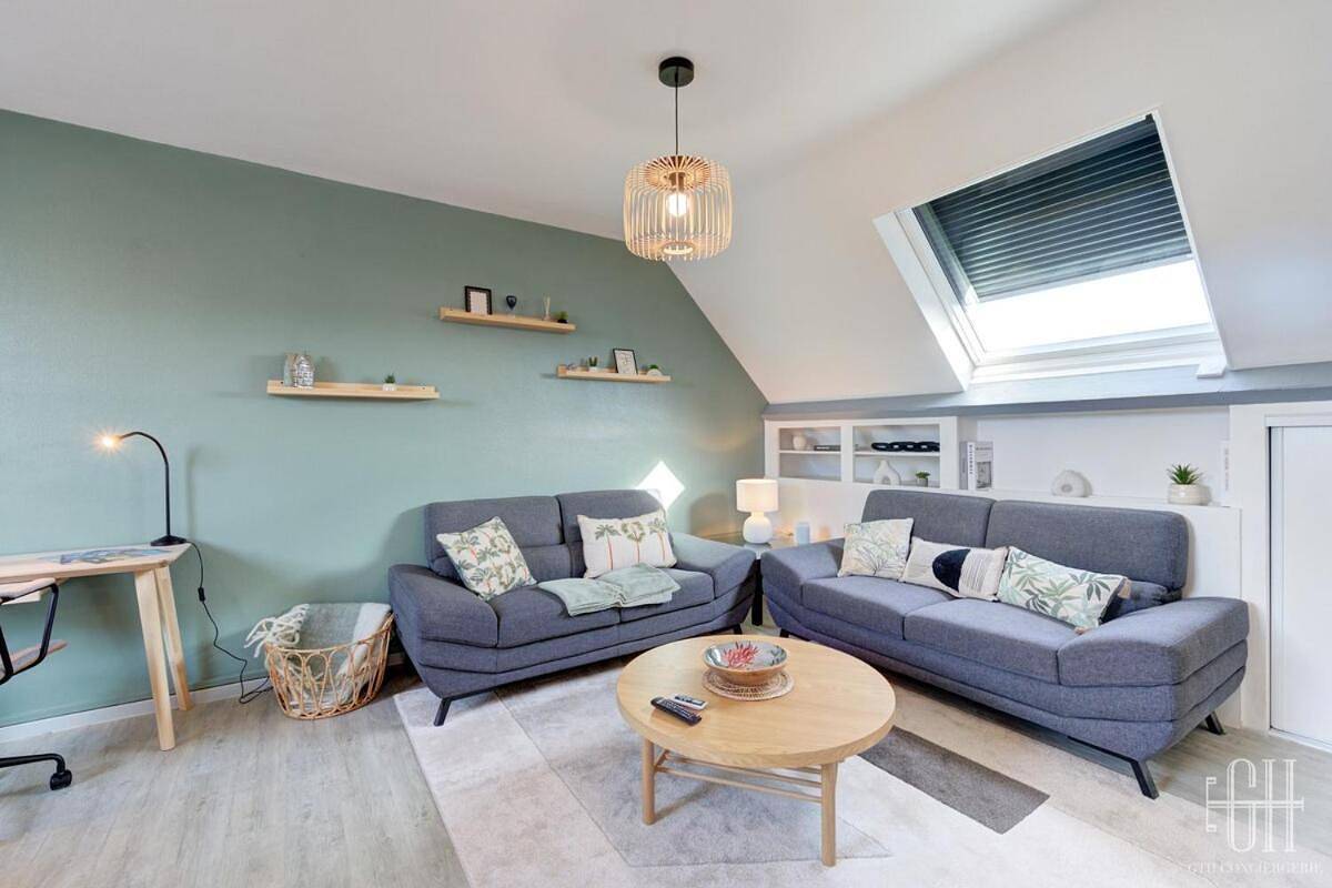 Appartement entier, Le Mirabeau - Gare à 100m - Wifi - Bureau - 2 V in Saint-Pierre-des-Corps, Région de Tours