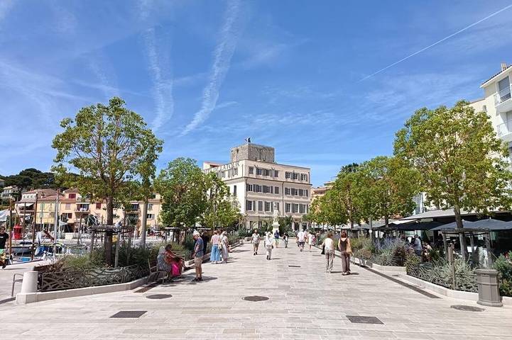 Location de vacances pour 6 personnes, avec Jardin à Sanary-sur-Mer