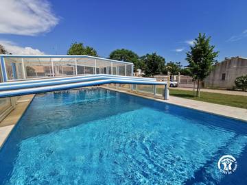 Gîte pour 7 personnes, avec jardin et piscine à Mireval