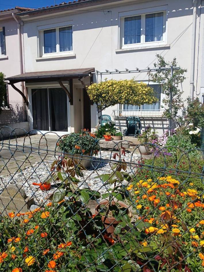 Gîte pour 4 personnes, avec Terrasse et Jardin