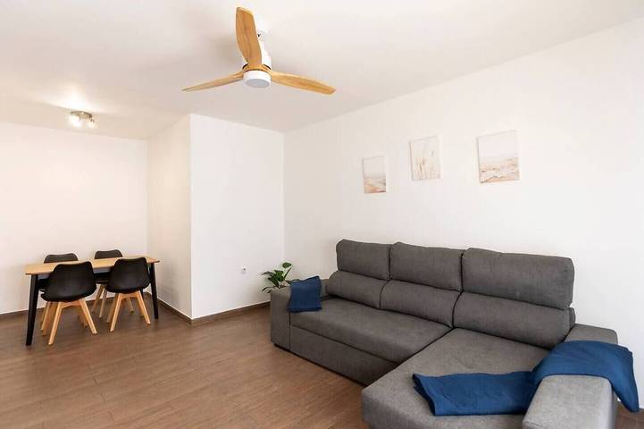 Holiday apartment for 6 people, with balcony - 1