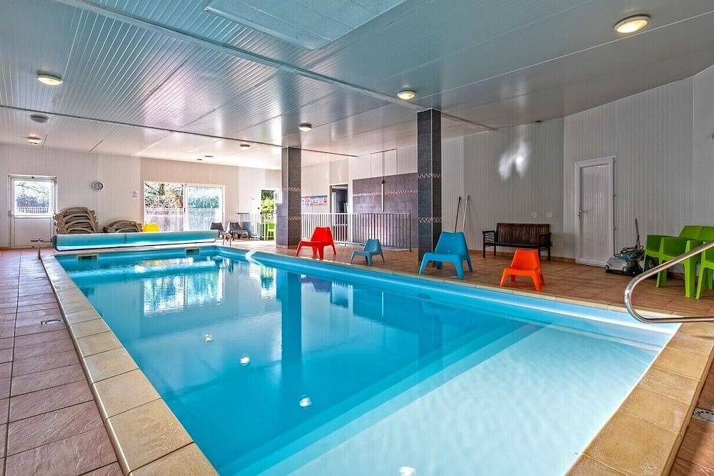 Plougastel Gite 7 pers***/mer à 200m/piscine couverte chauf/jacuzzi /Finistere in Plougastel-Daoulas, Région de Brest