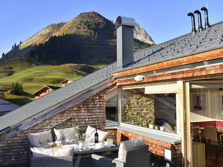 Ferienwohnung für 5 Personen, mit Balkon und Terrasse sowie Garten in Warth