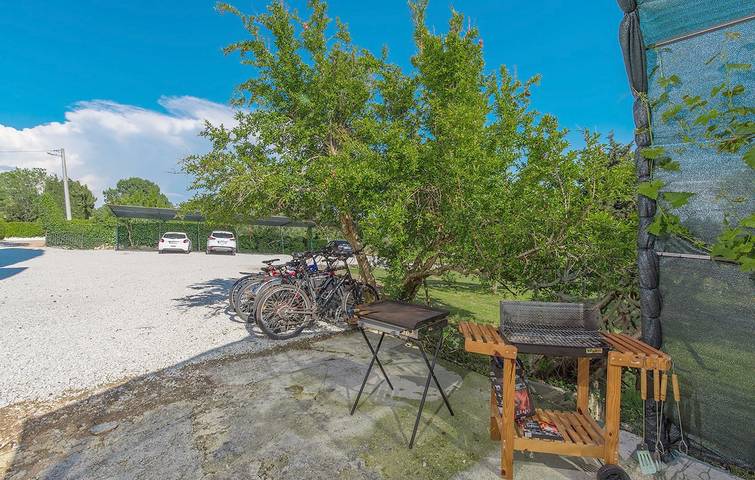 Ganze Wohnung, Apartment Saladinka I für ein Paar mit Meerblick
 in Cervar, Porec und Umgebung
