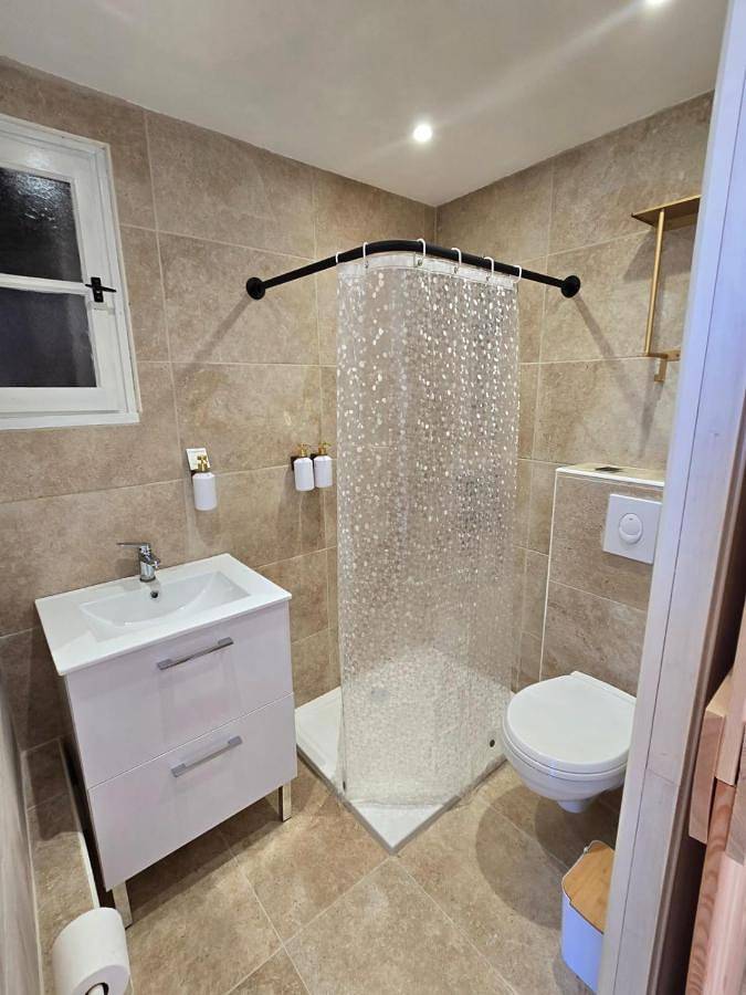 Chambre d’hôte pour 2 personnes, avec Terrasse à Saintes-Maries-de-la-Mer - 4