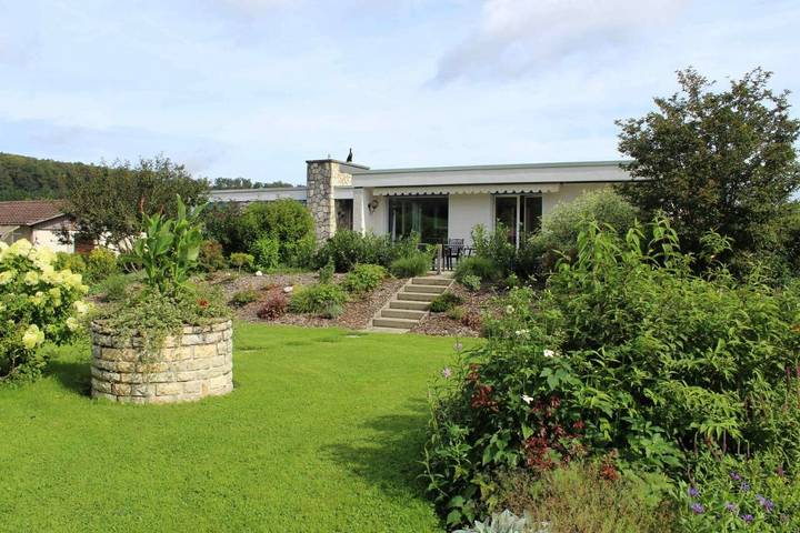 Chambre d’hôte pour 2 personnes, avec terrasse ainsi que vue et jardin dans Canton du Jura - 2
