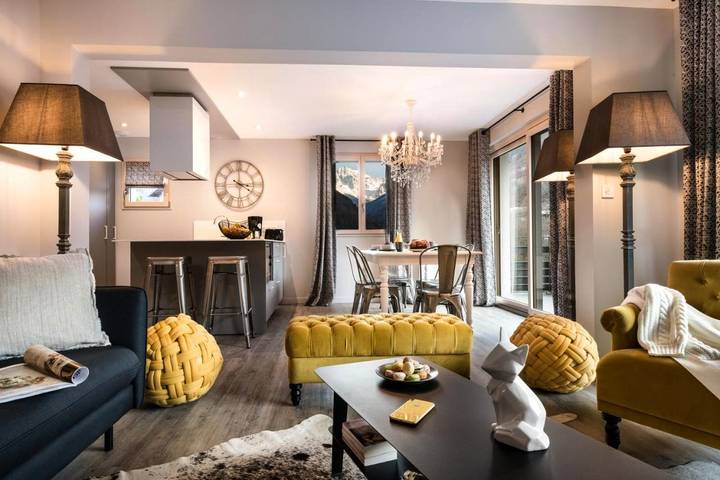 Chalet pour 4 personnes, avec Balcon ainsi que Terrasse et Vue à Brides-les-Bains