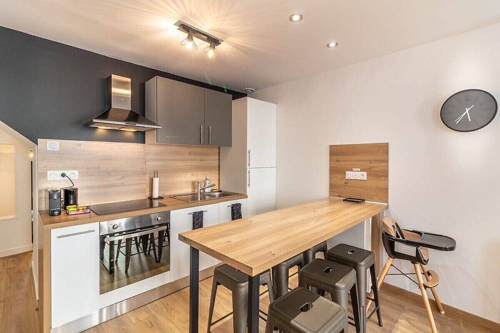 Apartamento entero, Apartamento-Vista a la Ciudad-Baño en la habitacion in Romorantin-Lanthenay, Sologne