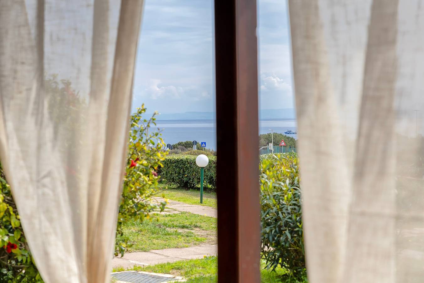 Ferienhaus 'Fiamma' mit Meerblick, privater Terrasse und Klimaanlage in Stintino, Nurra