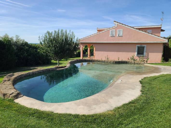 Chalet para 7 personas, con piscina además de jardín y vistas en Provincia de Valladolid - 3