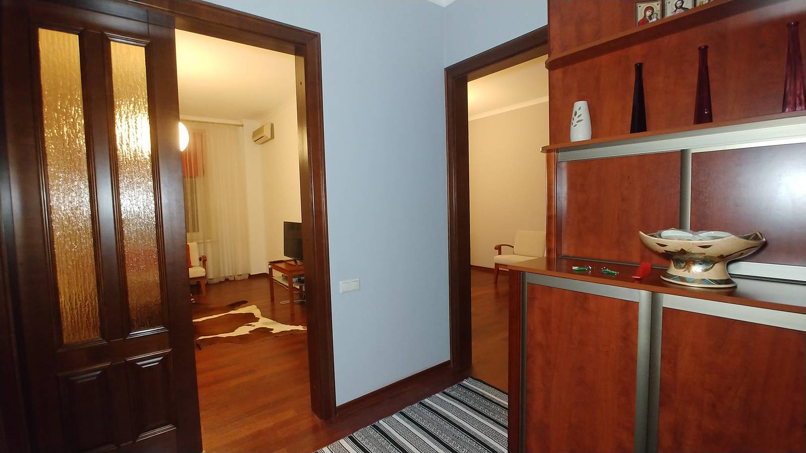 Entire apartment, One bedroom Luxery 23 Khreshchatyk str Centre in Kyiv, Ukraine