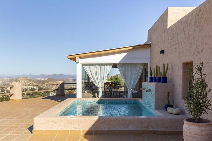 Casa rural para 6 personas, con piscina además de vistas y terraza en Mojácar