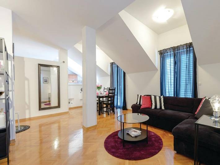 Ferienwohnung für 6 Personen, mit Pool und Terrasse sowie Whirlpool - 1
