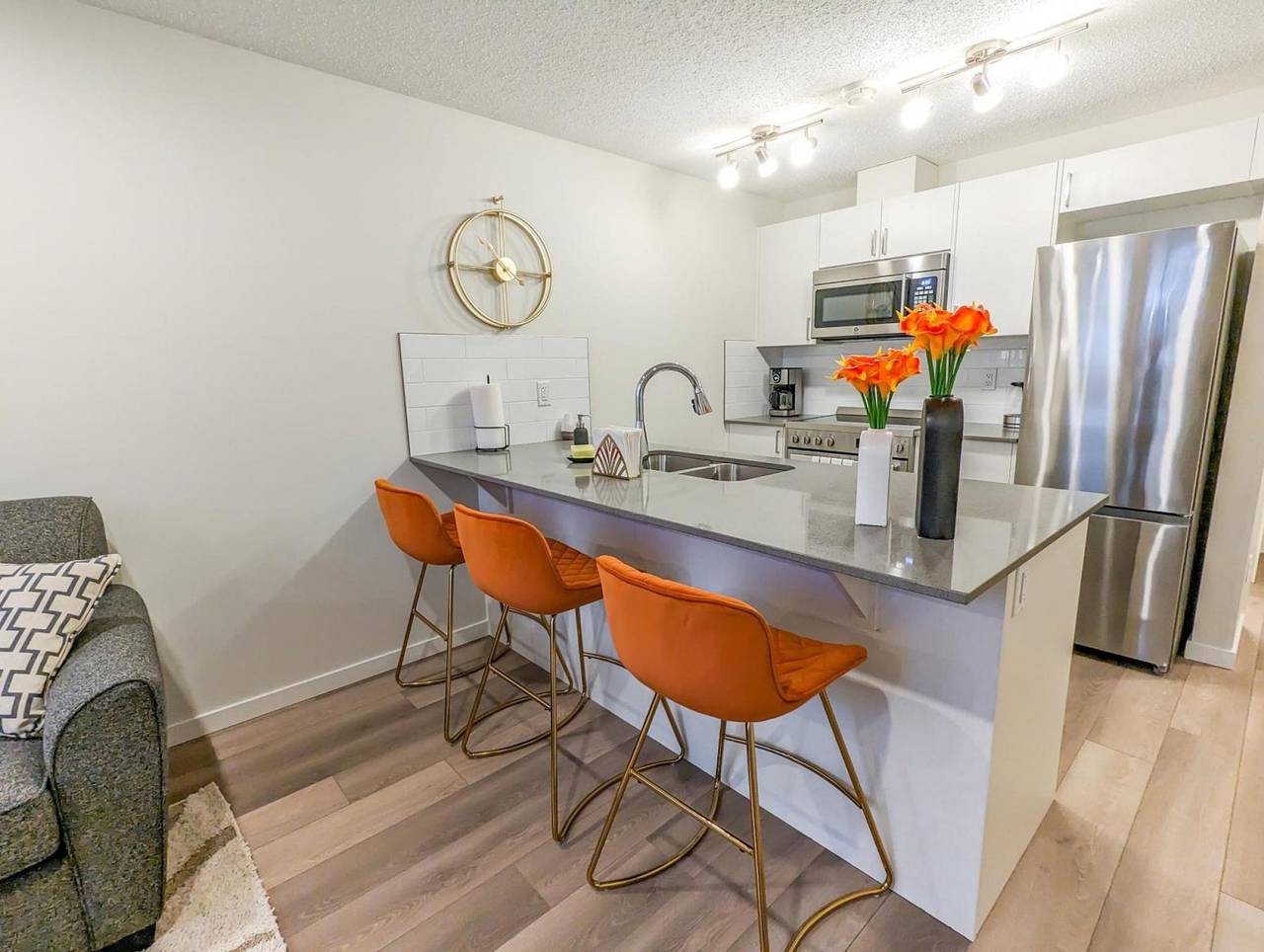 Ganze Wohnung, Calgary. New 1 Br Apartments in Cranston. in Calgary, Kanadische Rocky Mountains