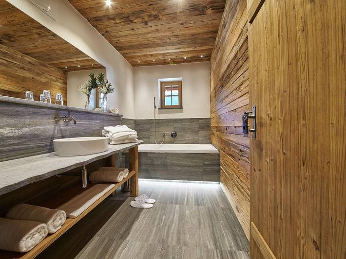 Hütte für 6 Personen, mit Sauna und Terrasse in Saalbach - 4