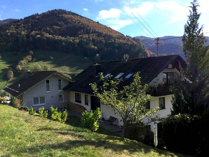 Ferienwohnung für 4 Personen, mit Balkon/Terrasse und Garten in Münstertal