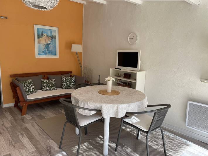 Location de vacances pour 2 personnes, avec jardin à Eygalières - 4