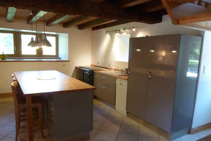 Gîte pour 7 personnes, avec terrasse et jardin à Pluherlin - 3