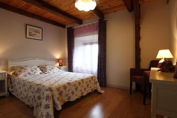 Gîte pour 6 personnes, avec jardin à Saugues - 3