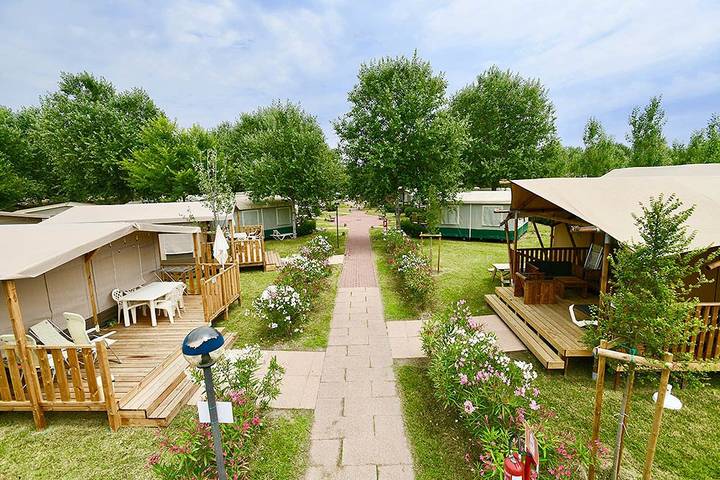 Ganze Wohnung, Barricata Holiday Village Lodge Tent Deluxe für 5 Personen in Porto Tolle, Isola della Donzella