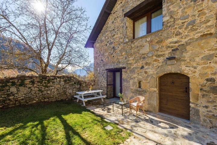 Casa de vacaciones para 6 personas, con vistas además de jardín y vistas al lago en Valle de Tena - 3