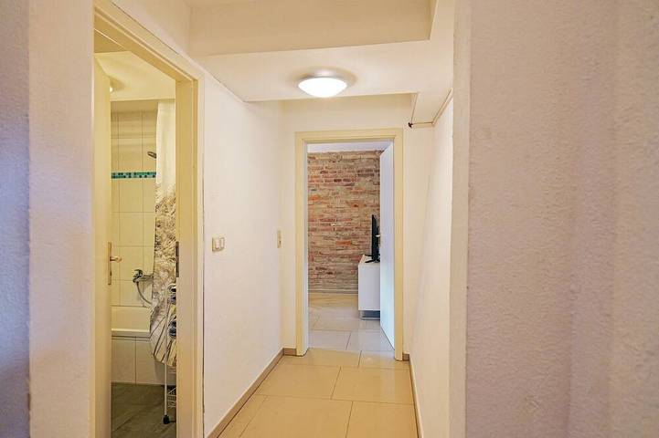 Ganze Wohnung, Denkmal-Wohnung mit 1 Schlafzimmer in Bamberg, Fränkisches Weinland