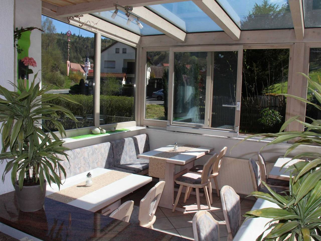 Café - Pension Leistner - Doppelzimmer in Obertrubach, Frankenalb