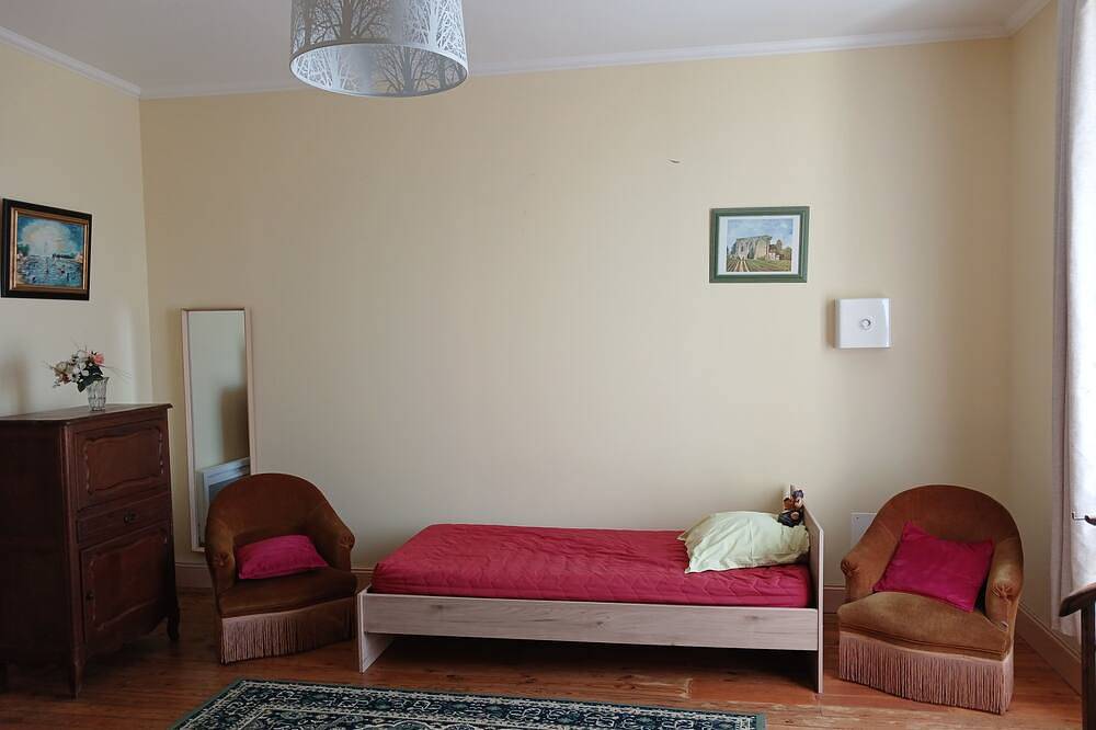 Ganze Wohnung, Apartment at Haut Pourret in Saint Emilion (Gironde) in Saint-Émilion, Libourne und Umgebung