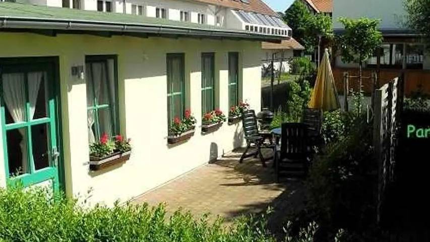 Bungalow für 2 Personen, mit Terrasse und Garten in Graal-Müritz