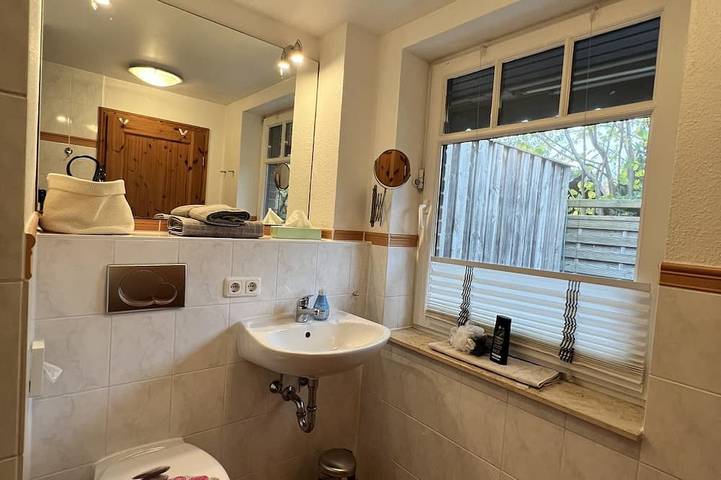 Ferienwohnung für 2 Personen, mit Sauna und Terrasse in Glückstadt - 2