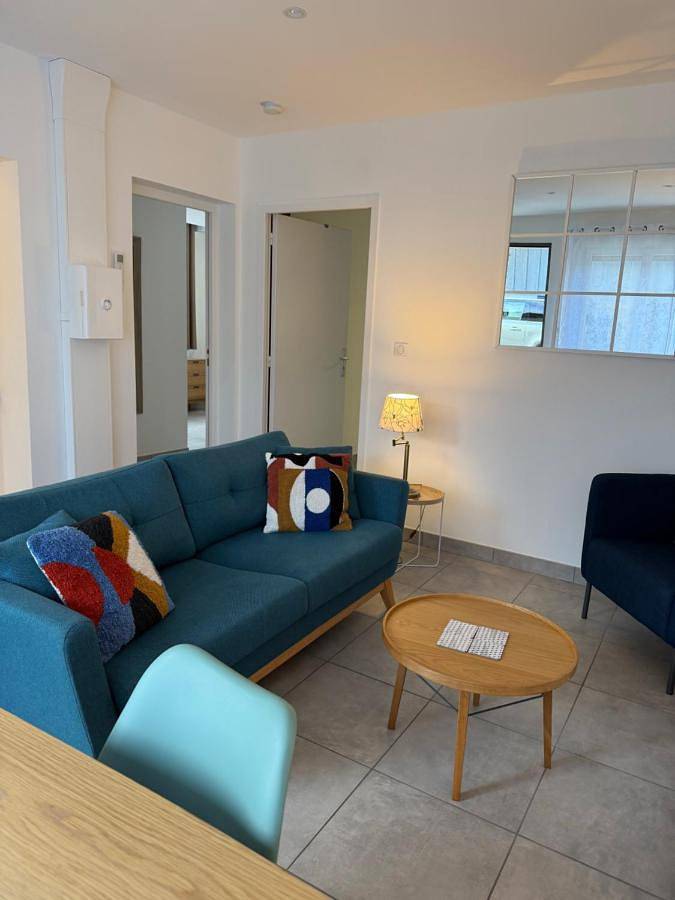 Gîte pour 4 personnes, avec Terrasse à Matougues
