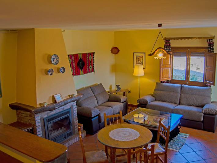 Casa rural para 5 personas, con Balcón y Terraza además de Jardín y Piscina en Yegen