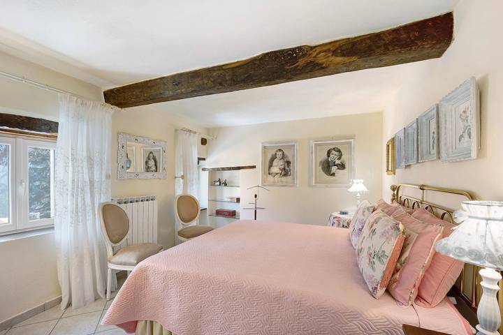 Casa vacanze "Casa dei Tigli" con vista sulle montagne, giardino e Wi-Fi in Ormea, Alpi Liguri