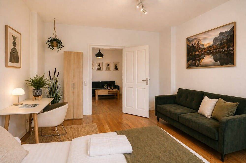 Entire apartment, Altbau-Loft nahe Bielefeld Hbf mit Outdoor-Oase in Bielefeld, North Rhine-Westphalia