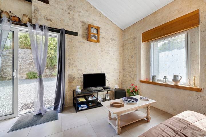 Gîte Du Côteau – 10 min from Puy du Fou in Les Herbiers, Loire Valley