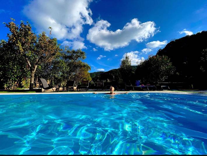 Gîte pour 8 personnes, avec Balcon et Jacuzzi ainsi que Terrasse et Jardin à Odèn