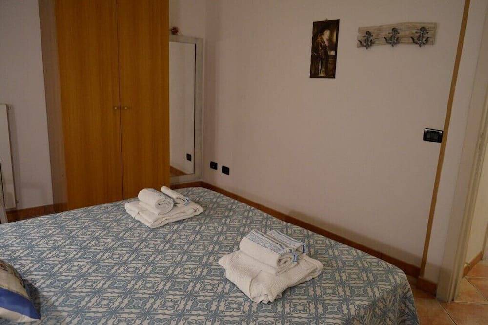 Cozy apartment with sea view in Castro (Lecce), Lecce Province