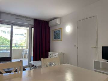 Apartment for 4 People in Antibes, Cannes region, Photo 2