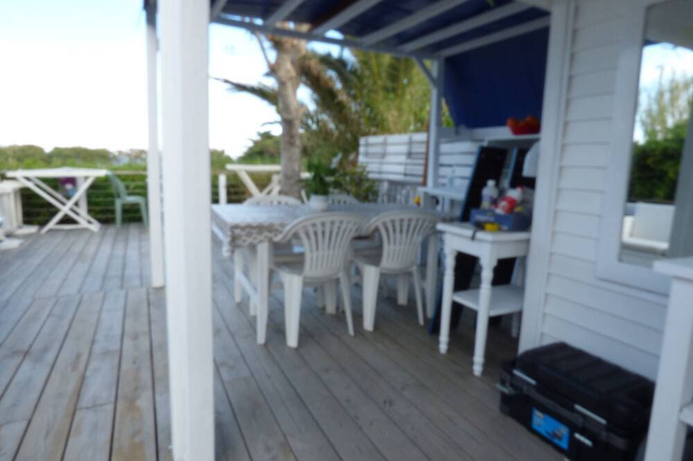 Sea View campsite Kon Tiki Beach Pampelonne - gulf Saint Tropez Mobil home Moorea in Pampelonne, Ramatuelle