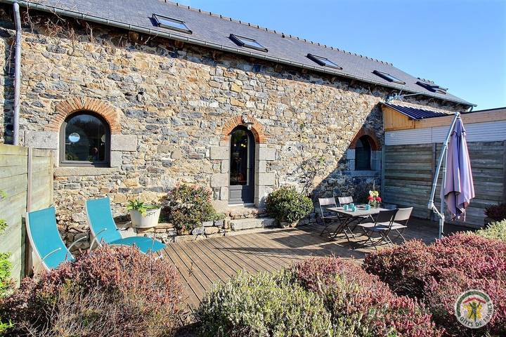 Gîte pour 4 personnes, avec Terrasse et Jardin ainsi que Piscine et Sauna à Yffiniac - 4