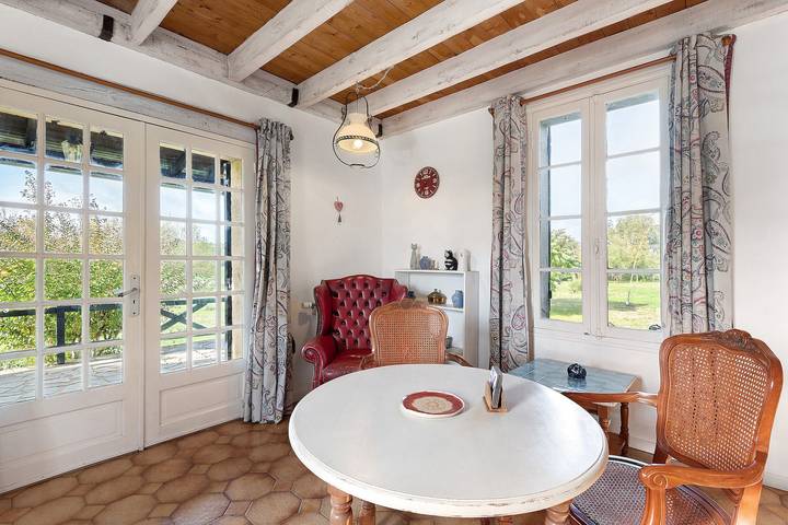 Casa de vacaciones 'May Cottage en Domaine de Leygue' con Wi-Fi in Bourniquel, Périgord Pourpre