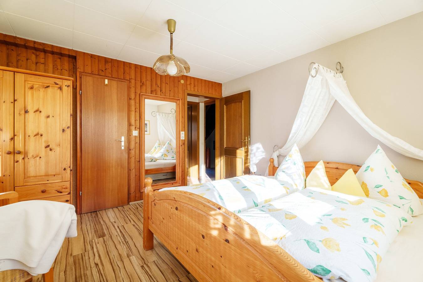 Ganze Wohnung, Apartment 'Himmelreich' mit gemeinsamer Terrasse, Garten und Wlan in Oberharmersbach, Mittlerer Schwarzwald