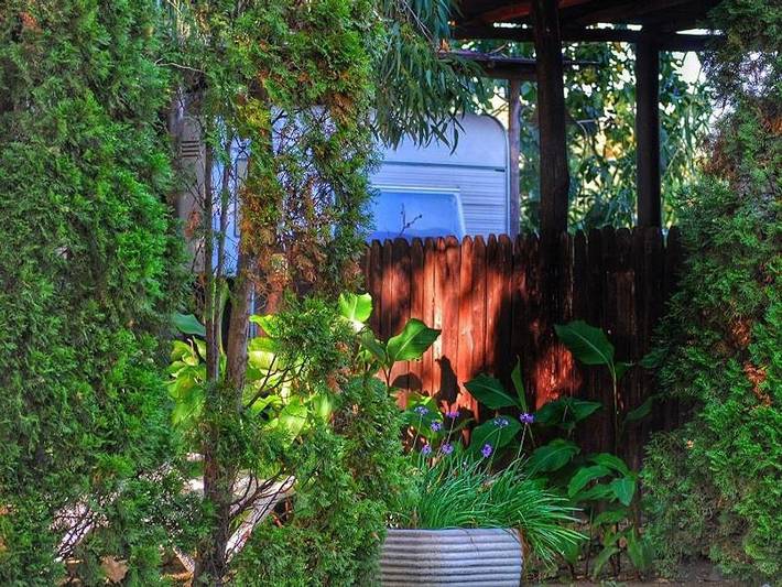 International Glamping Lago di Bracciano  - Wohnwagen 2 personen - Caravan patio - Pet Friendly in Trevignano Romano, Braccianosee