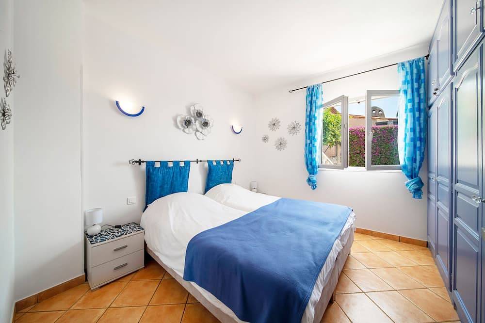 Villa La Cigalette - Gaia's Villas, villa avec piscine, plage à pied, vue mer in Théoule-sur-Mer, Massif de l'Esterel