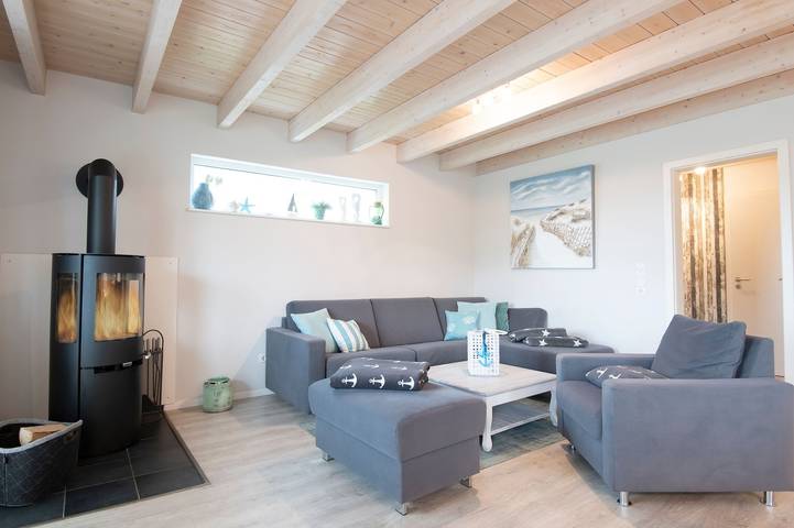 Ferienhaus für 8 Personen, mit Sauna und Balkon sowie Garten, kinderfreundlich