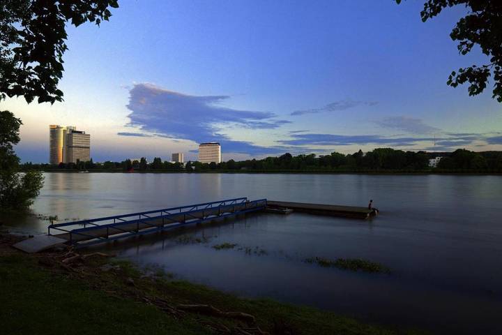 Hôtel pour 2 personnes, avec piscine ainsi que terrasse et sauna, animaux acceptés à Bonn - 3
