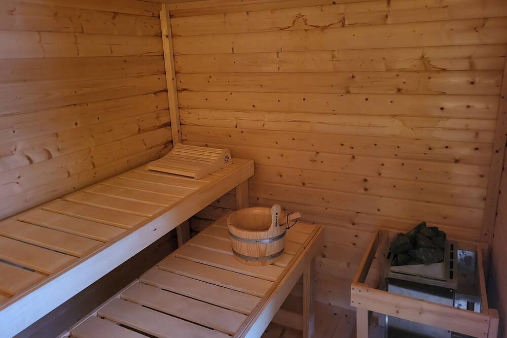 Entire apartment, Beautiful, very quietly located vacation apartment between the Baltic Sea and the Bodden with sauna in Dierhagen, Peninsula Fischland - Darss - Zingst