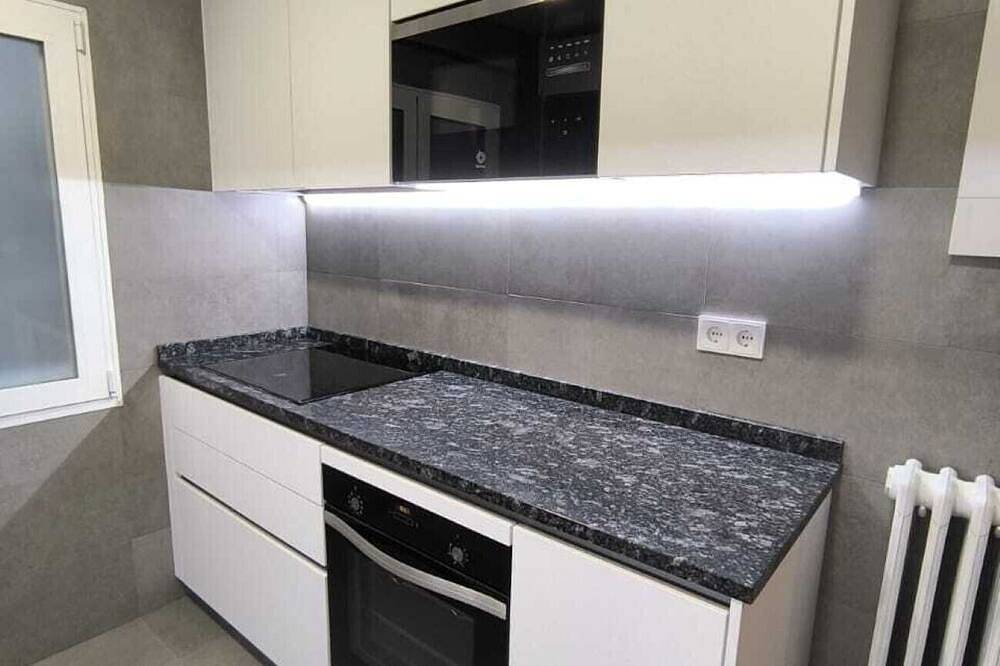 Increible Habitación en Chamartín in Chamartín (Madrid), Madrid